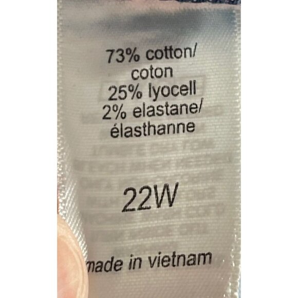 M Jeans by Maurices Womens Mid Rise 21" Straight Crop Jeans Size 22W OriginalFit - Picture 5 of 5